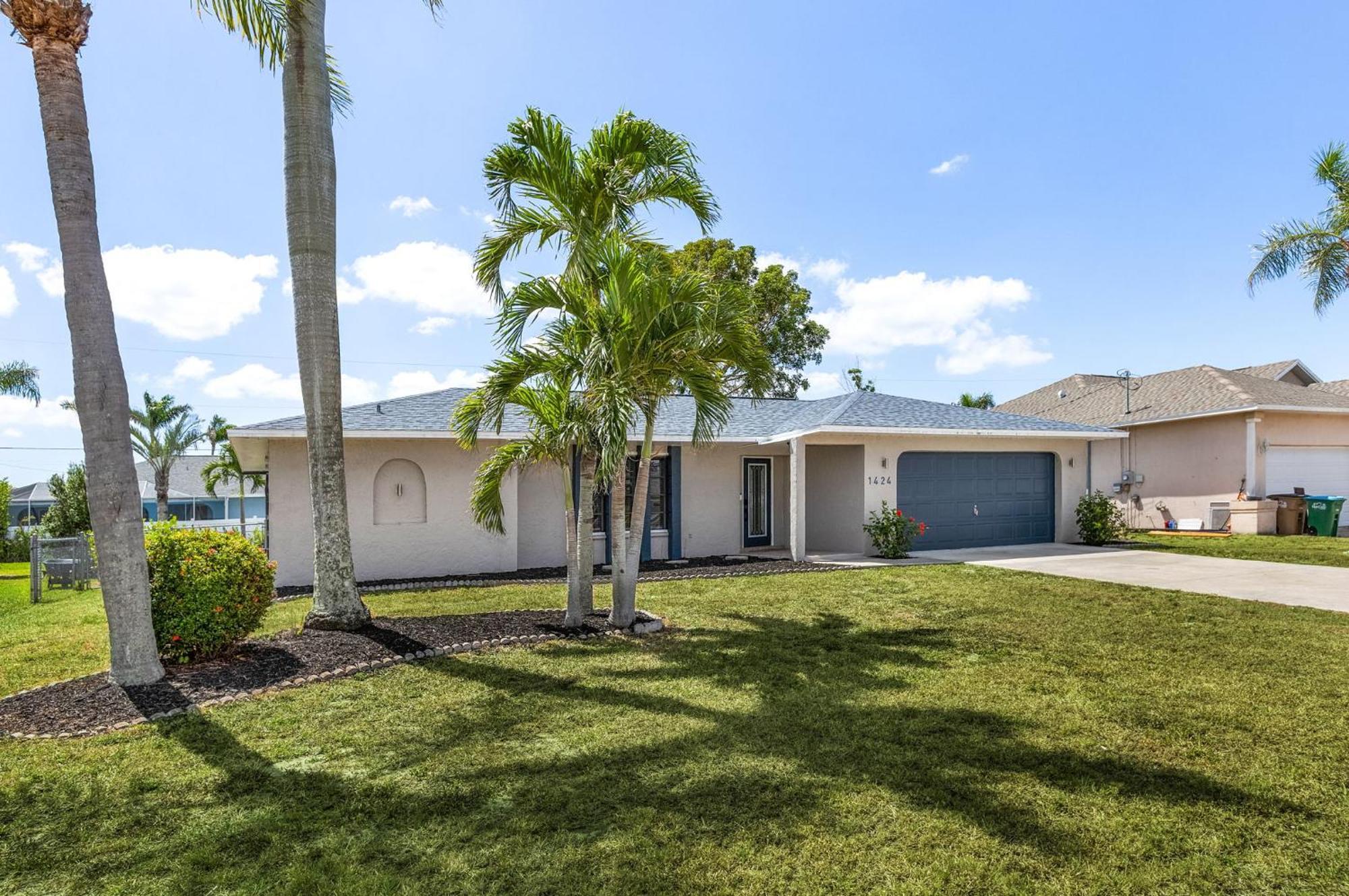 New! Tropical Home: Private Heated Pool * Cape Coral