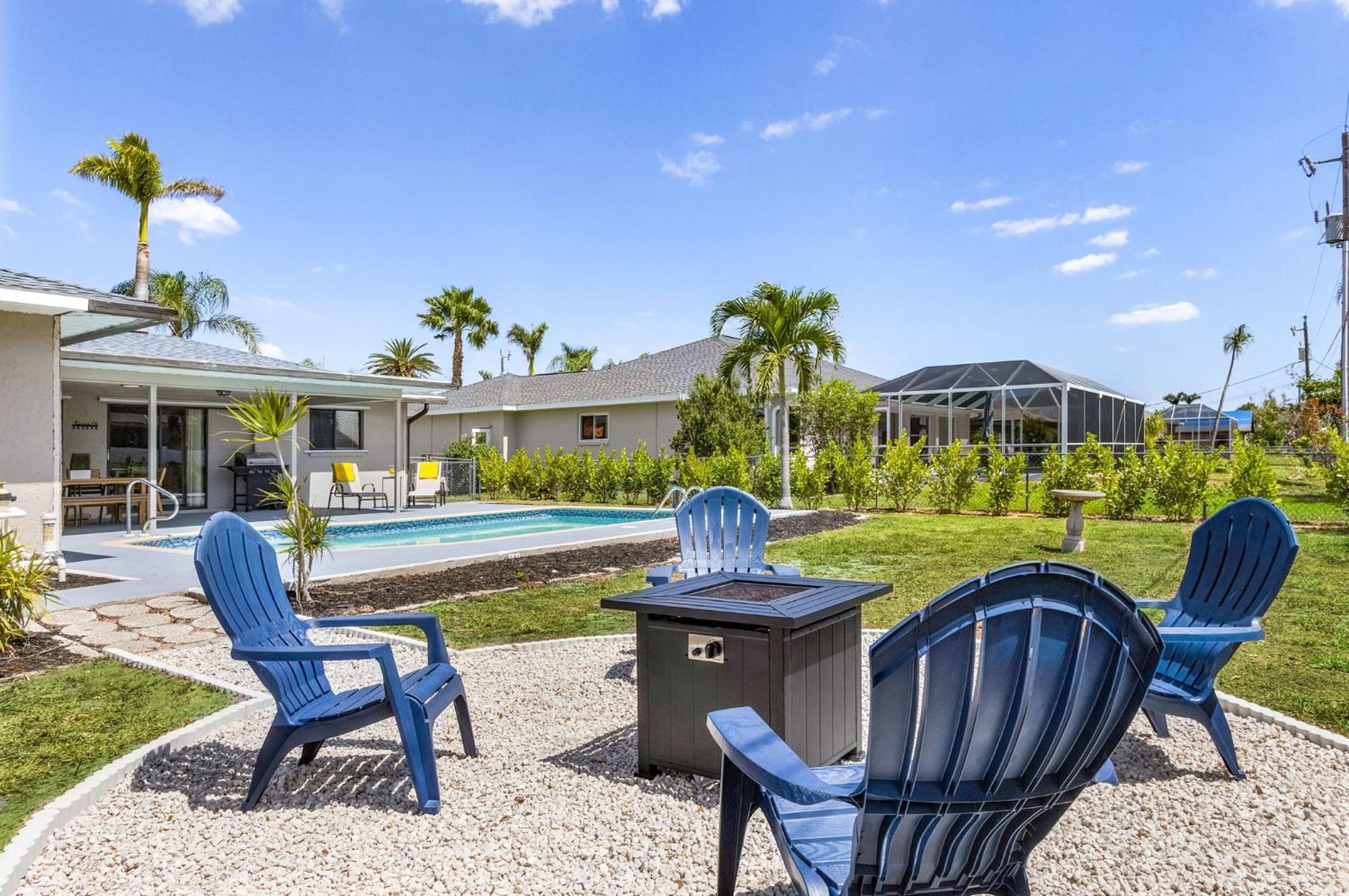 New! Tropical Home: Private Heated Pool Ferienhaus Cape Coral