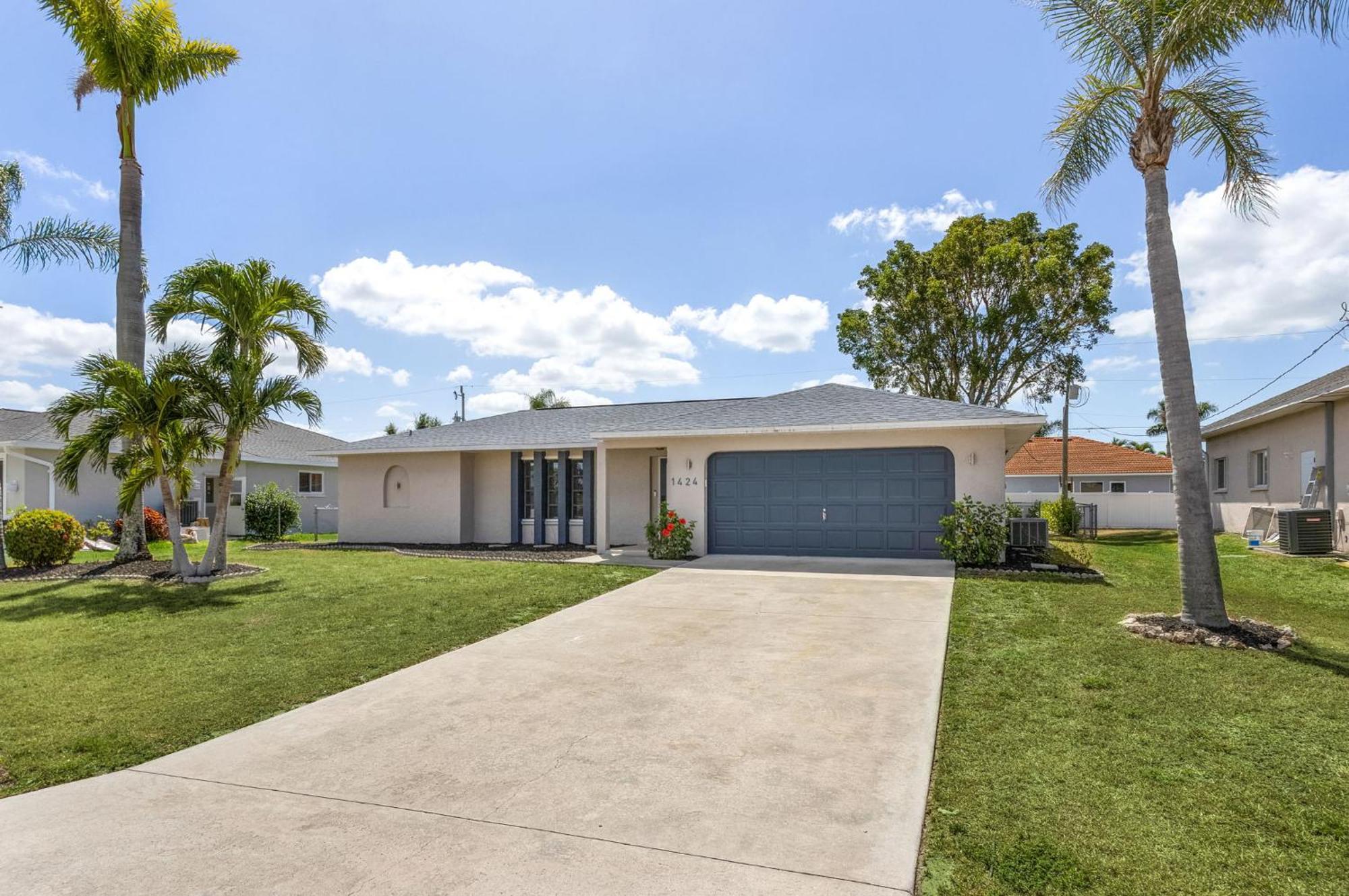 New! Tropical Home: Private Heated Pool * Cape Coral