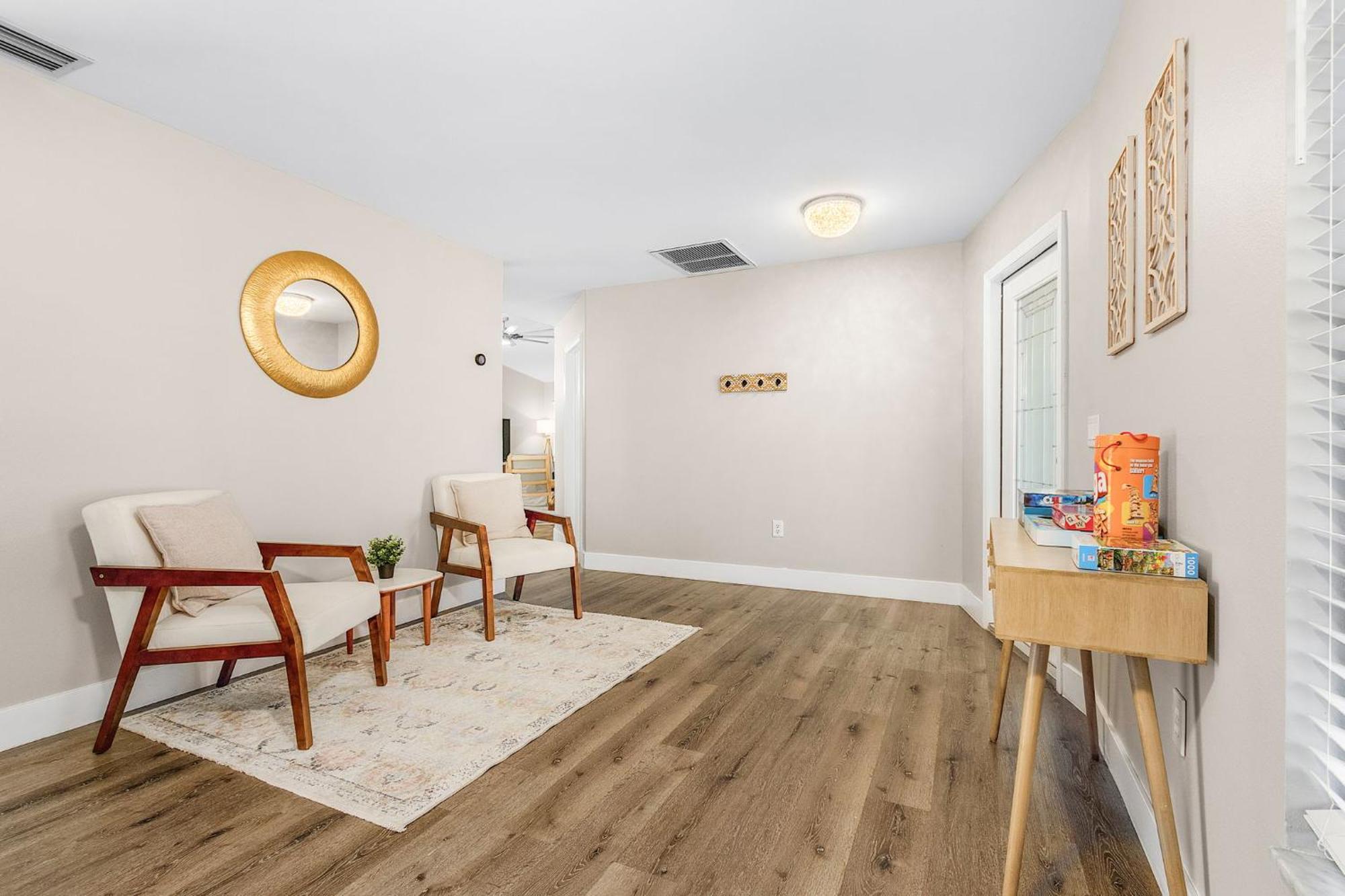 New! Tropical Home: Private Heated Pool * Cape Coral