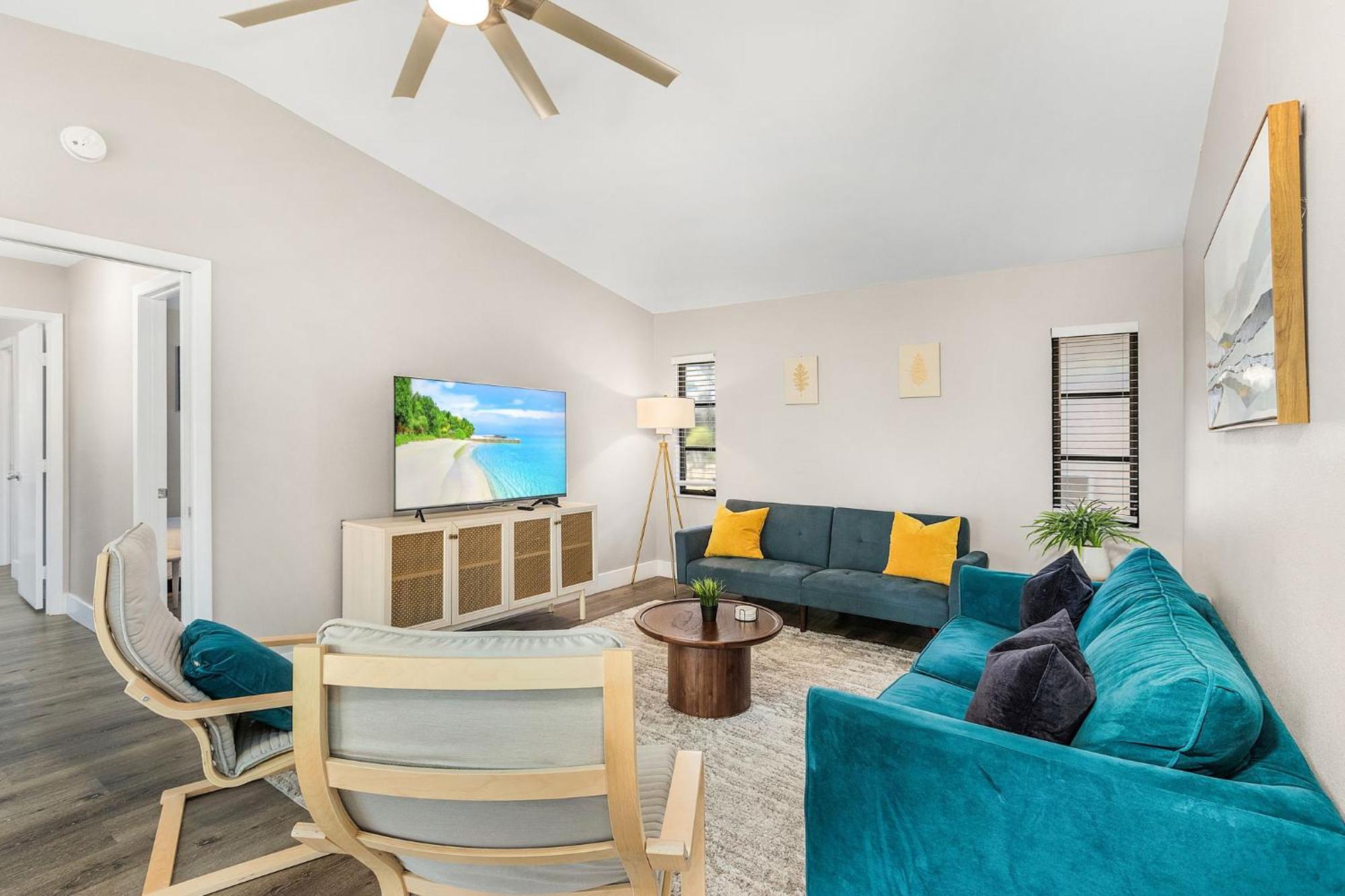 Ferienhaus New! Tropical Home: Private Heated Pool
